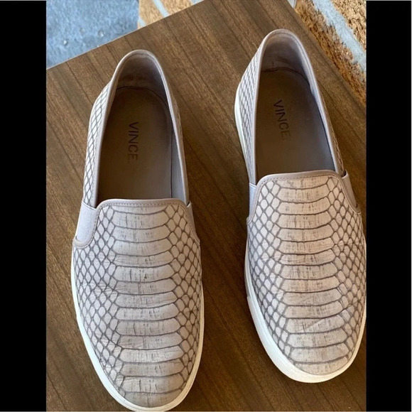 Vince Preston Snake Embossed Slip-On
Sneakers 7.5 - Picture 4 of 10